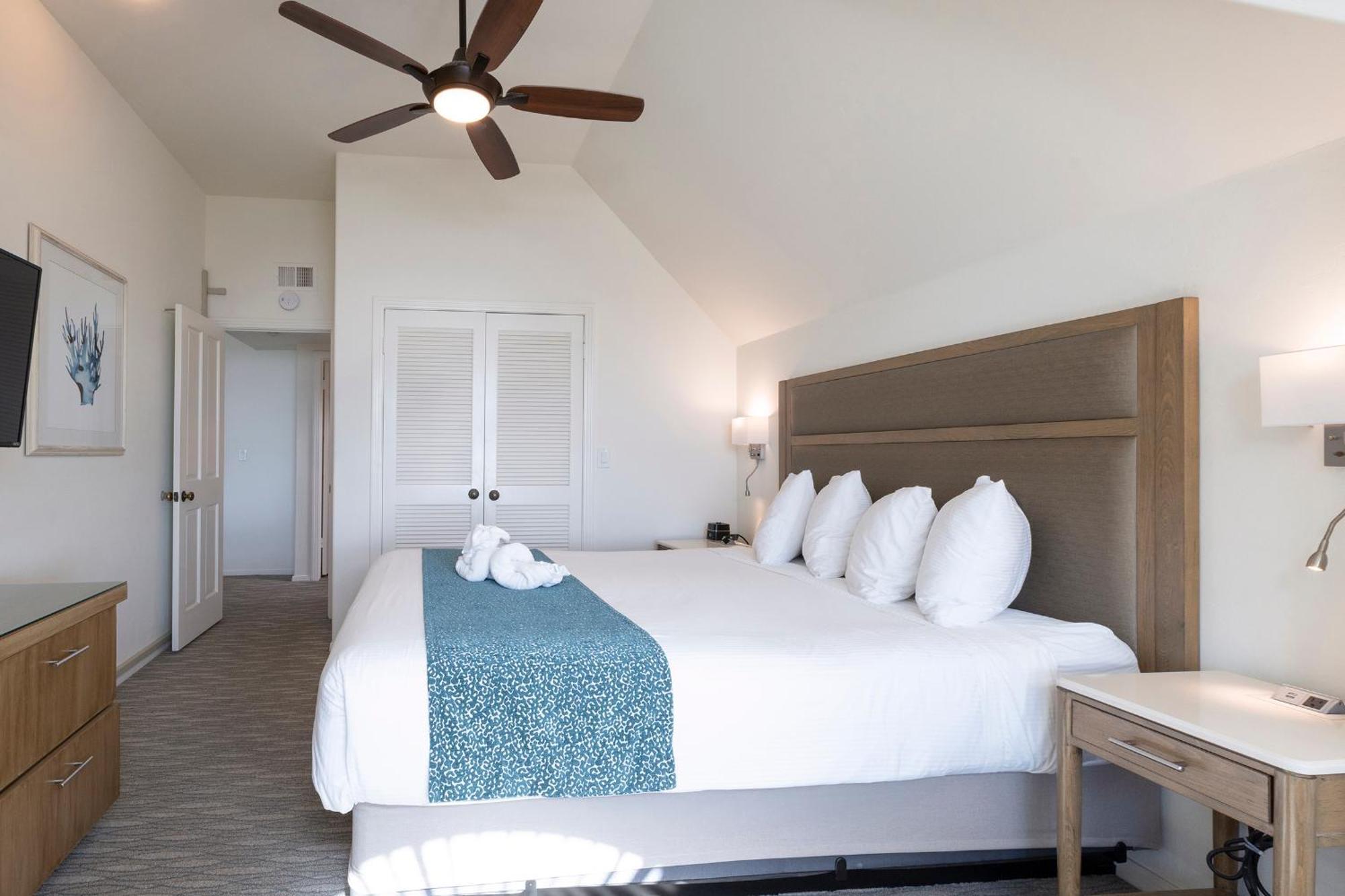 Aparthotel Wave Crest Del Mar